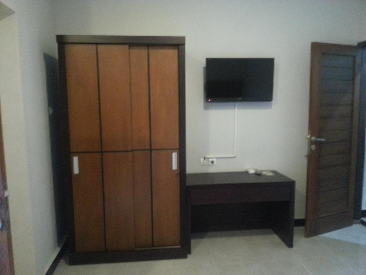 New Asta Graha Guesthouse จิมบาราน ภายนอก รูปภาพ