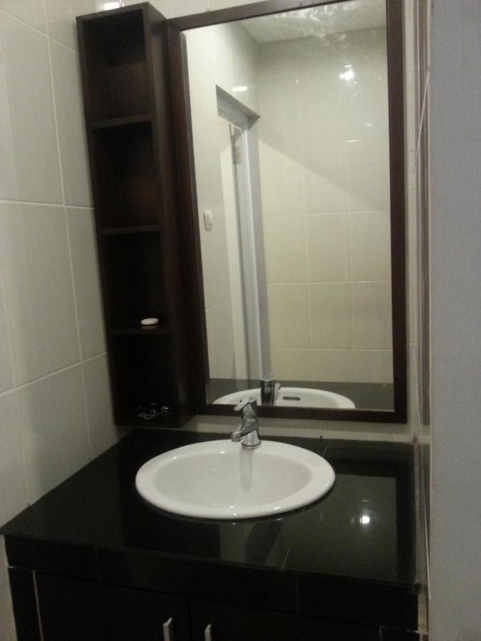 New Asta Graha Guesthouse จิมบาราน ภายนอก รูปภาพ
